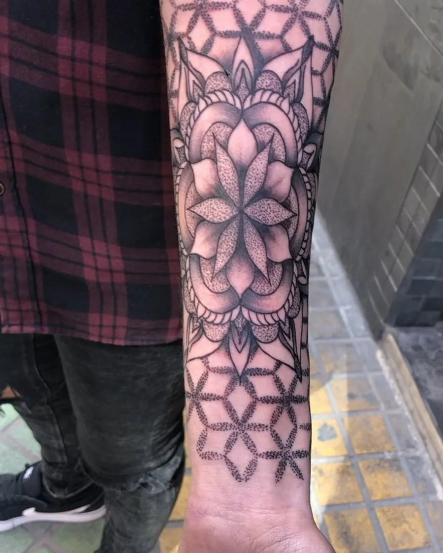 Mandala en el antebrazo